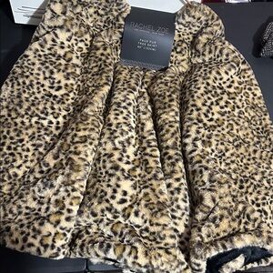 Rachel Zoe leopard faux Fur Christmas Tree Skirt 60”